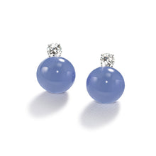 Bouton Earclips in Chalcedony and Diamond